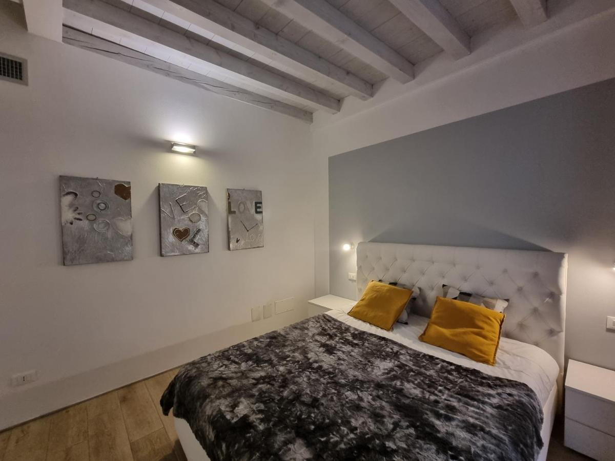 Profumo Di Lago Desenzano-By Goccia Di Lago Desenzano del Garda Luaran gambar